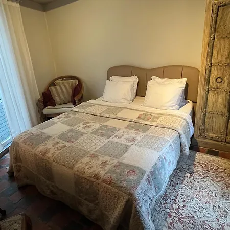 Het Kathedraalhuis Goudblomme بيت ريفي