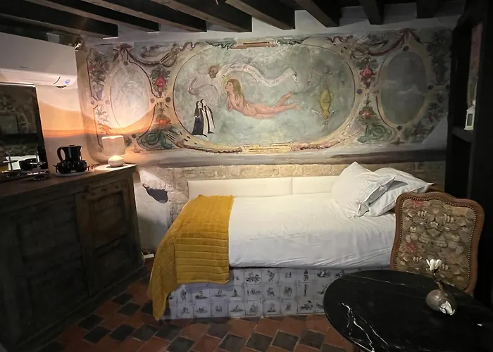 Han/Misafirhane Het Kathedraalhuis Goudblomme Anvers